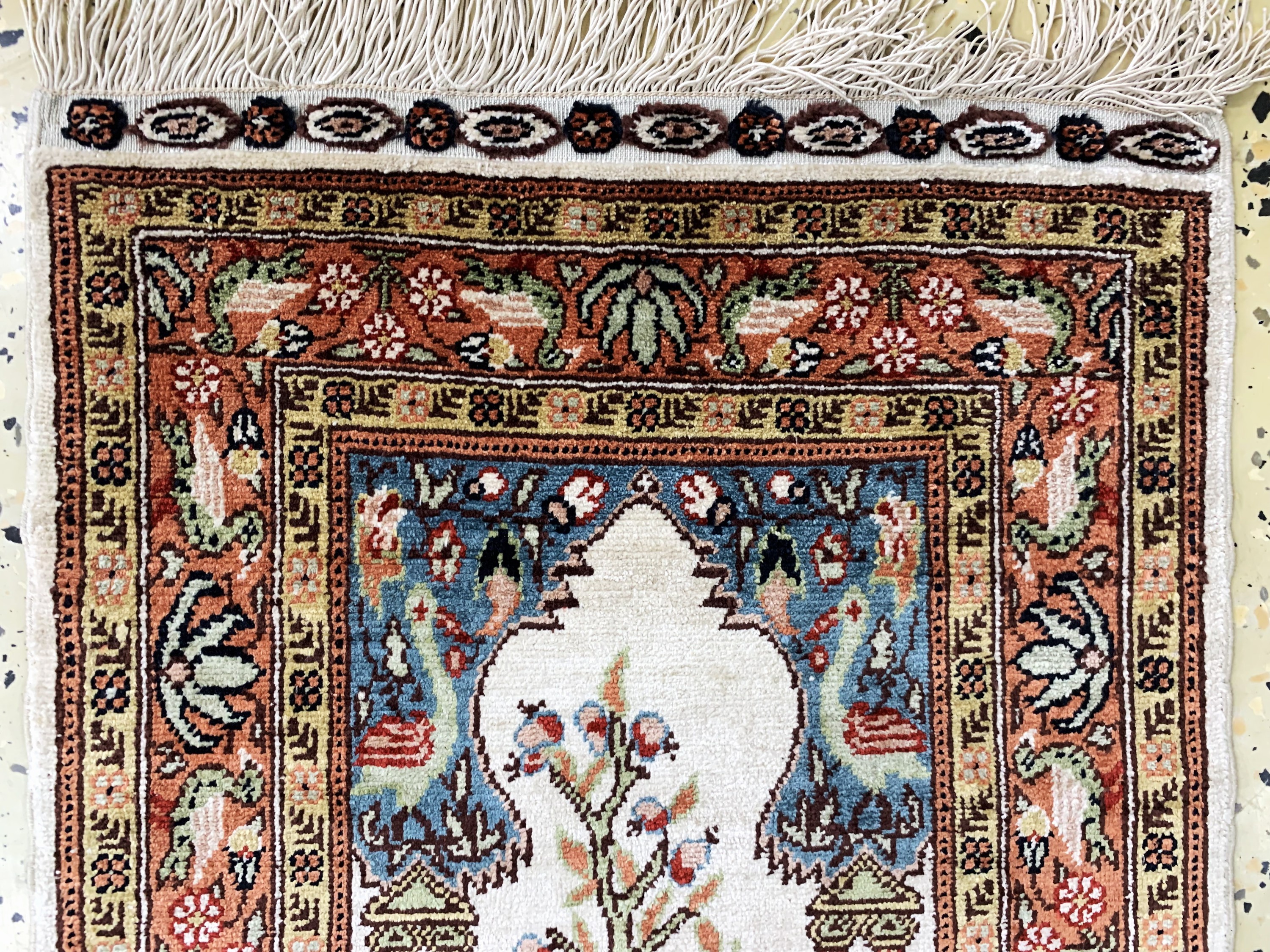 Detail a: Seiden Kayseri, Türkei, Mitte 20.Jhd, reineNaturseide, ca. 63 x 41 cm, EHZ: 1-2