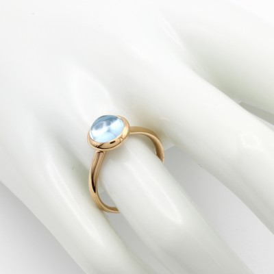 26983733a - Ring mit Blautopas "Velluto", RoséG 750/000, Blautopascabochon (beh.) ...