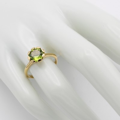 26983734a - Ring mit Peridot "Dei Fiori", GG 750/000, Peridot ca. 1.90 ct, RW ca. 54 ...