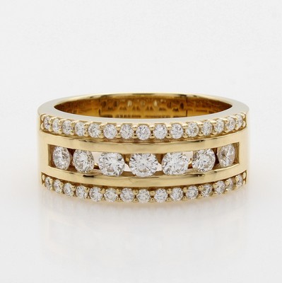 Image Ring mit Brillanten, GG 585/000, 37 Brill. z. T. in Kanalfassung zus. ca. 0.75 ct ...