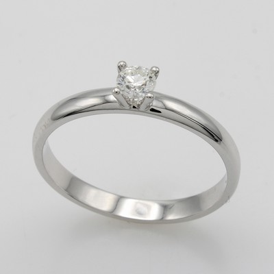 26983799a - Ring mit Brillantsolitär, WG 585/000, Brill.in Krappenfassung ca. 0.20 ct Weiß/si, RW ...