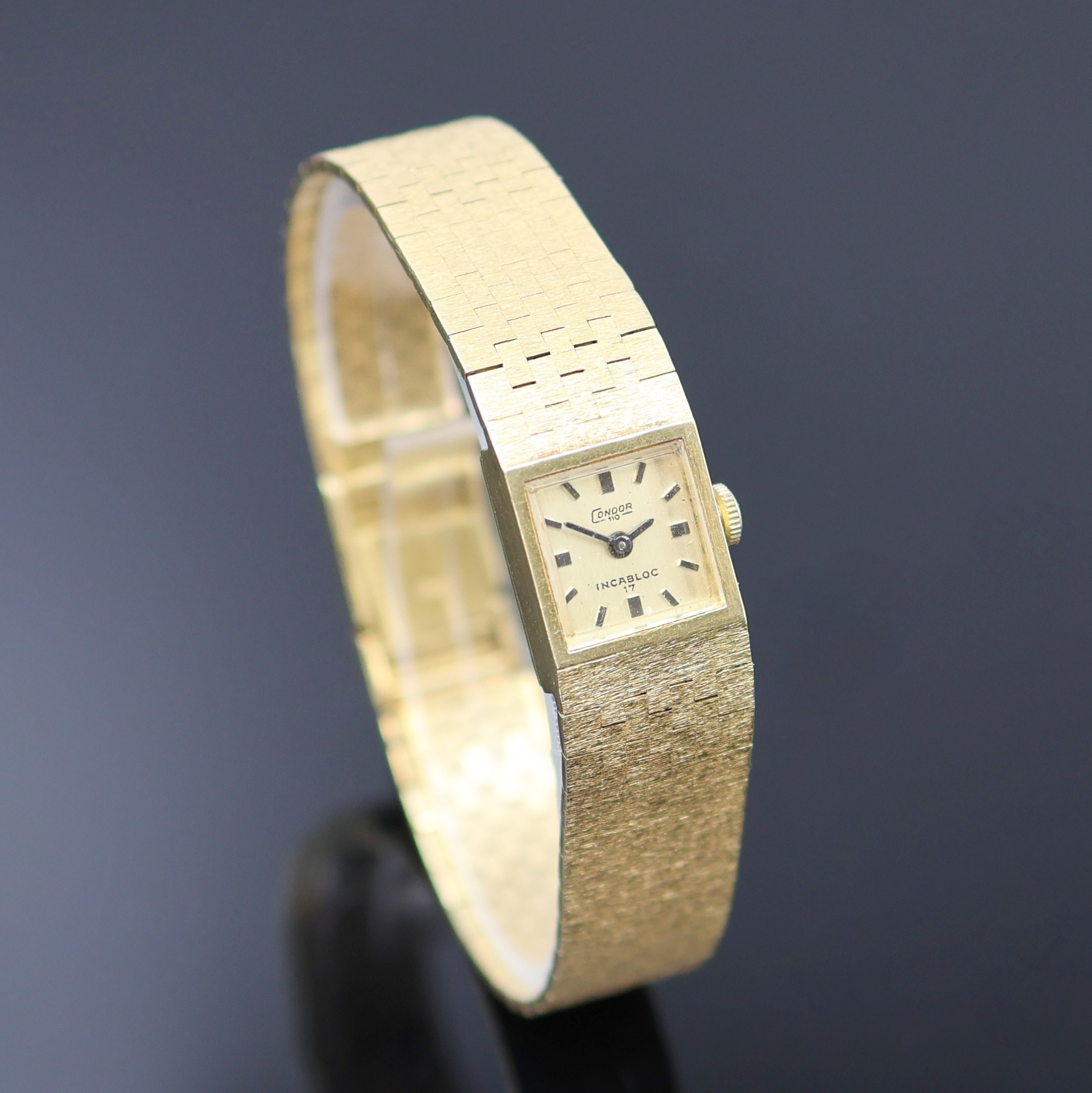 Detail b: CONDOR 110 Damenarmbanduhr in GG 750/000, Handaufzug, Schweiz um 1965, Goldband, Boden aufgedr., gold. Zifferbl. m. aufges. Std.- Ind., Kal. AS 1977, ...