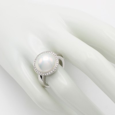 26983807a - Ring mit Mabeperle und Brillanten "Schöffel", WG 585/000, weiße ...