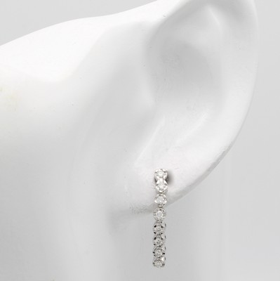 26983818a - Paar Ohrstecker mit Brillanten, WG 585/000, 16 Brill. in Zargenfassung zus. ca. 0.30 ct ...