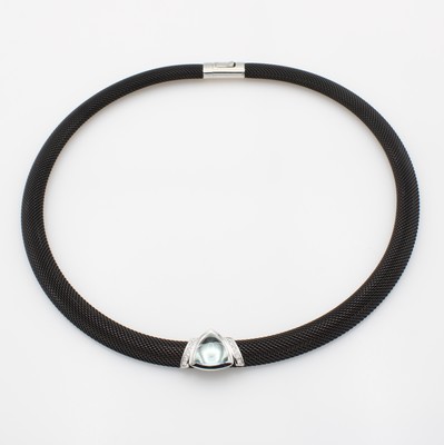 26983820a - Collier mit Blautopas und Brillanten "Cédé", Edelstahl mit PVD ...