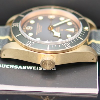 26983876c - TUDOR Black Bay Bronze ungetragene Herrenarmbanduhr Referenz M79250BA-0002, Automatik, ...