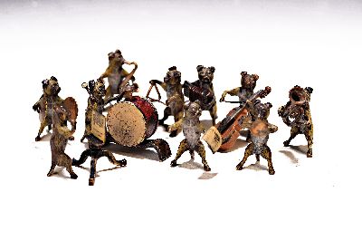 Image 26983888 - 10-tlg. Boxerorchester, Wiener Bronze, an der Pauke sign., bunt staffiert, H.ca. 3.5-4 cm