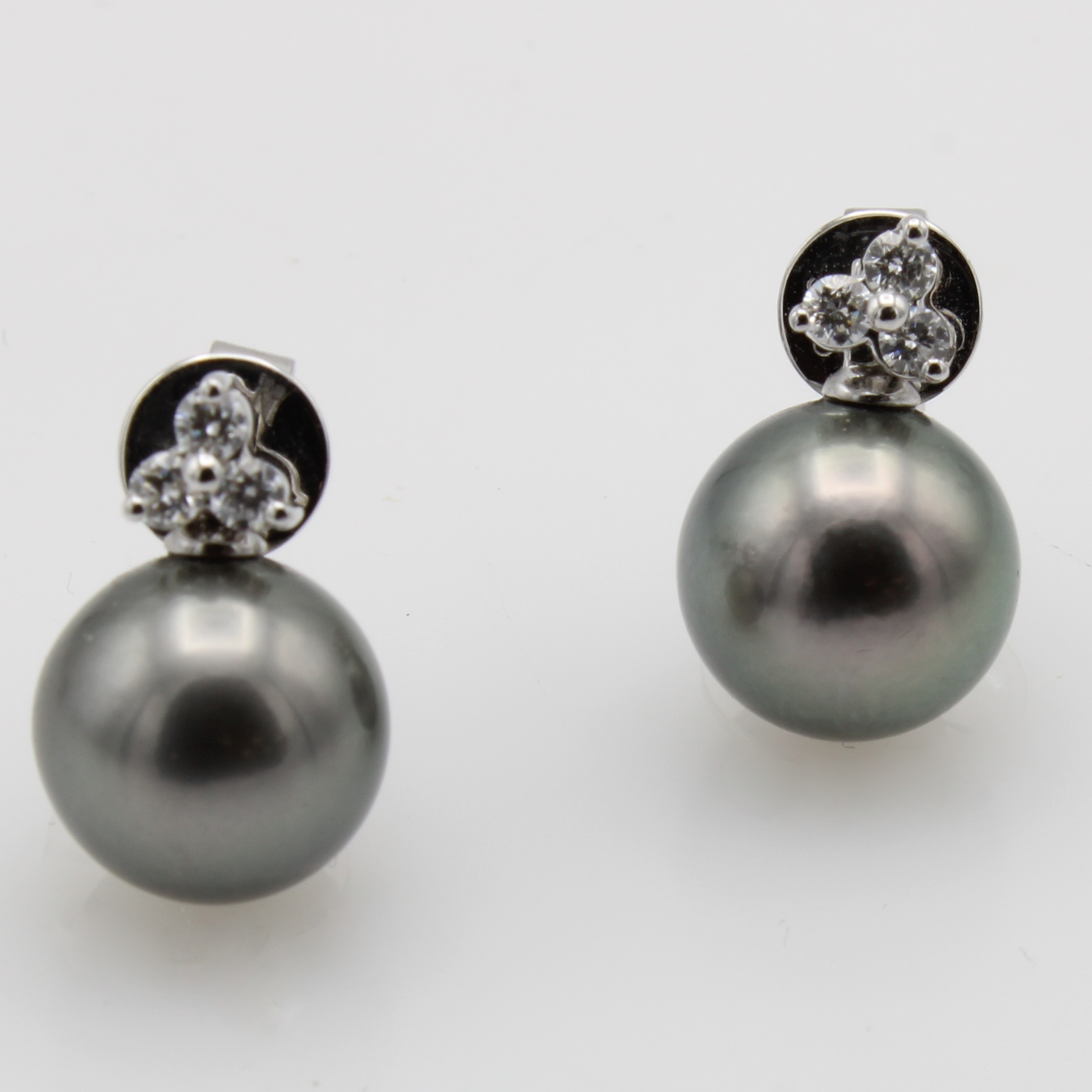 Image 26983902 - Paar Ohrstecker mit Brillanten und Tahiti- zuchtperlen, WG 585/000, 6 Brill. zus. ca. ...