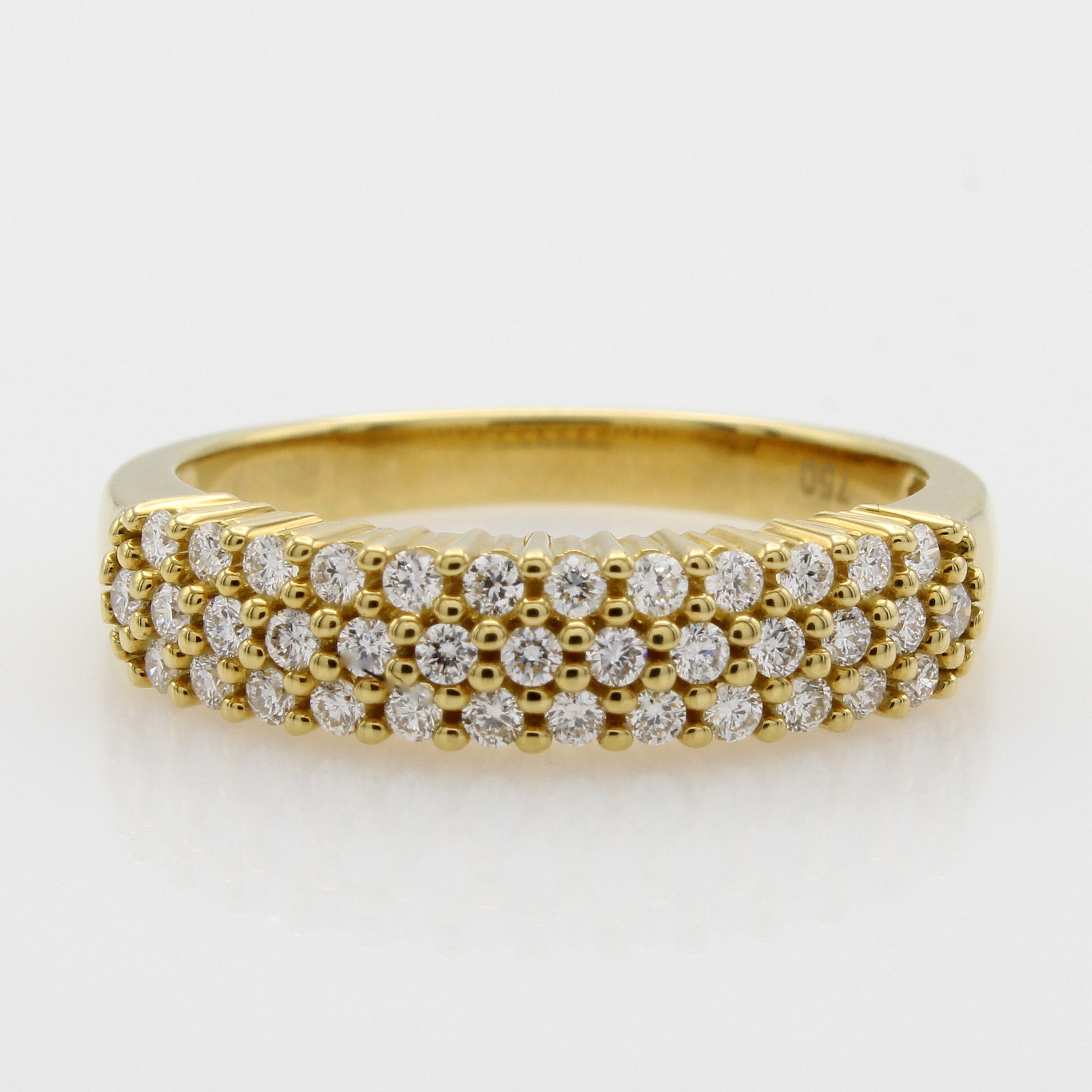 Image 26983999 - Ring mit Brillanten, GG 750/000, 37 Brill. zus. ca. 0.40 ct Weiß/si, RW ca. 56 ...