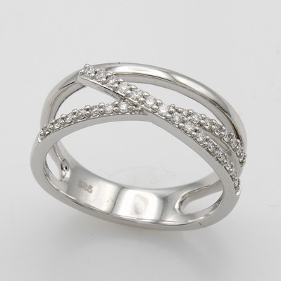 26983954a - Ring mit Brillanten, WG 585/000, 3 reihige, überschlagen Optik, 1 Ringschiene bes. m. ...