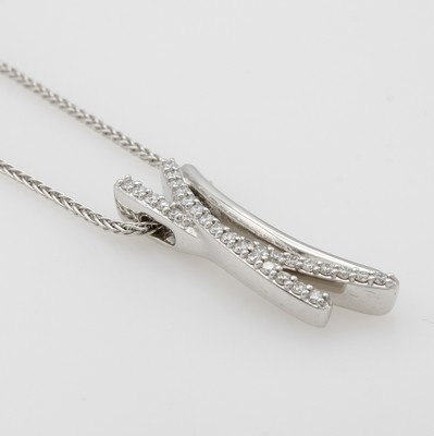 26983956a - Anhänger mit Brillanten an Kette, WG 585/000, 3 rhg. Optik, 2 Reihen bes. m. Brill. ...