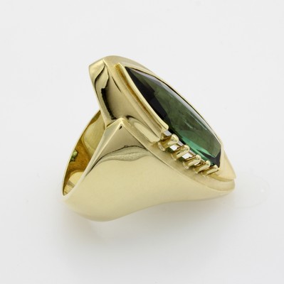 26984185b - Ring mit Turmalin, GG 585/000, navetteförm. Ringkopf, z.T. matt., fac., grüner ...