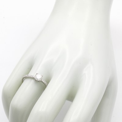 26984187b - Ring mit Brillanten, Platin 950/000, Solitär 0.50 ct feines Weiß(G)/si1 (GIA Expertise ...