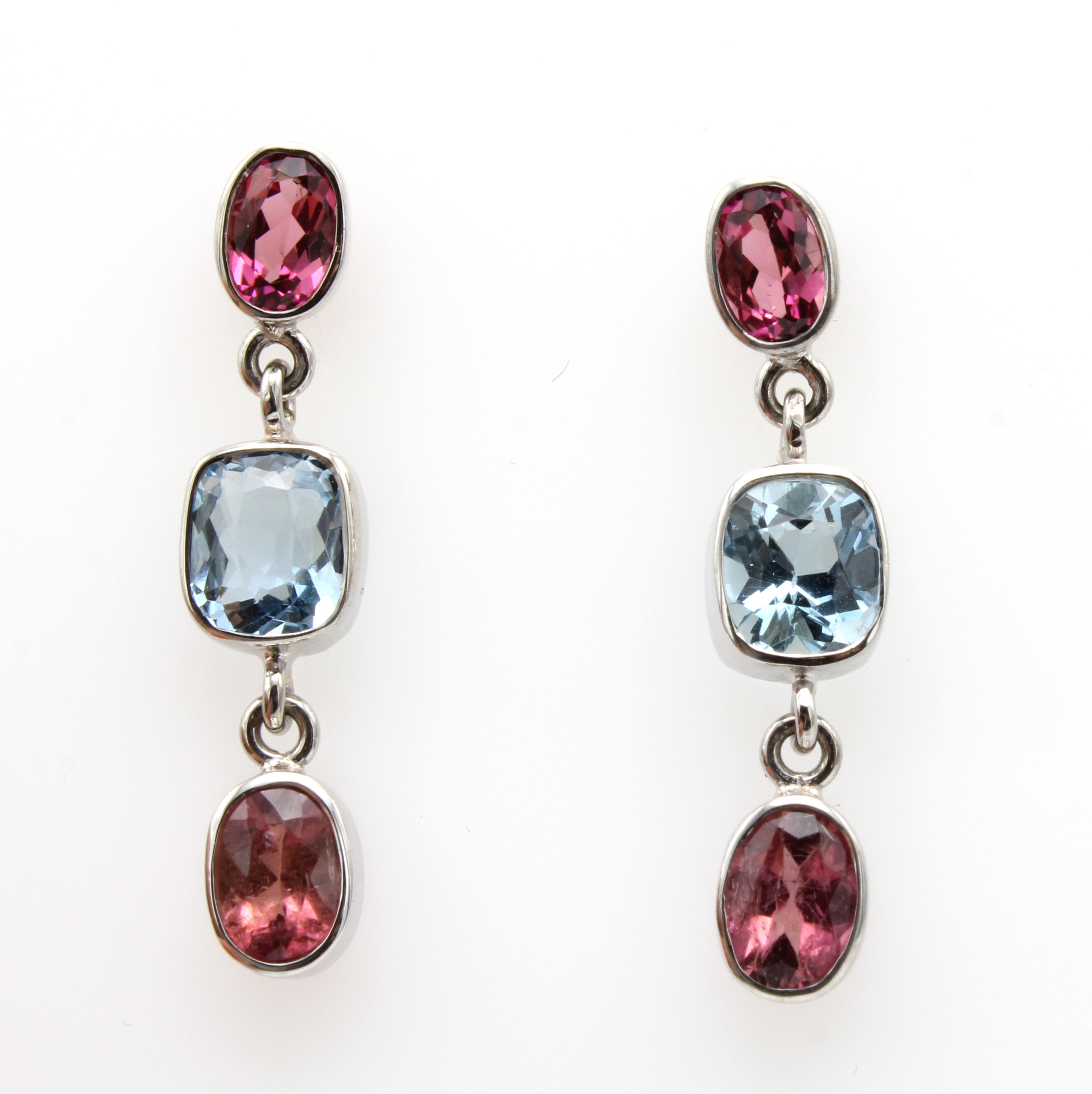 Image 26984205 - Paar Ohrstecker mit Turmalinen, WG 750/000, ovale, fac. Turmaline zus. ca. 2.5 ct und ...