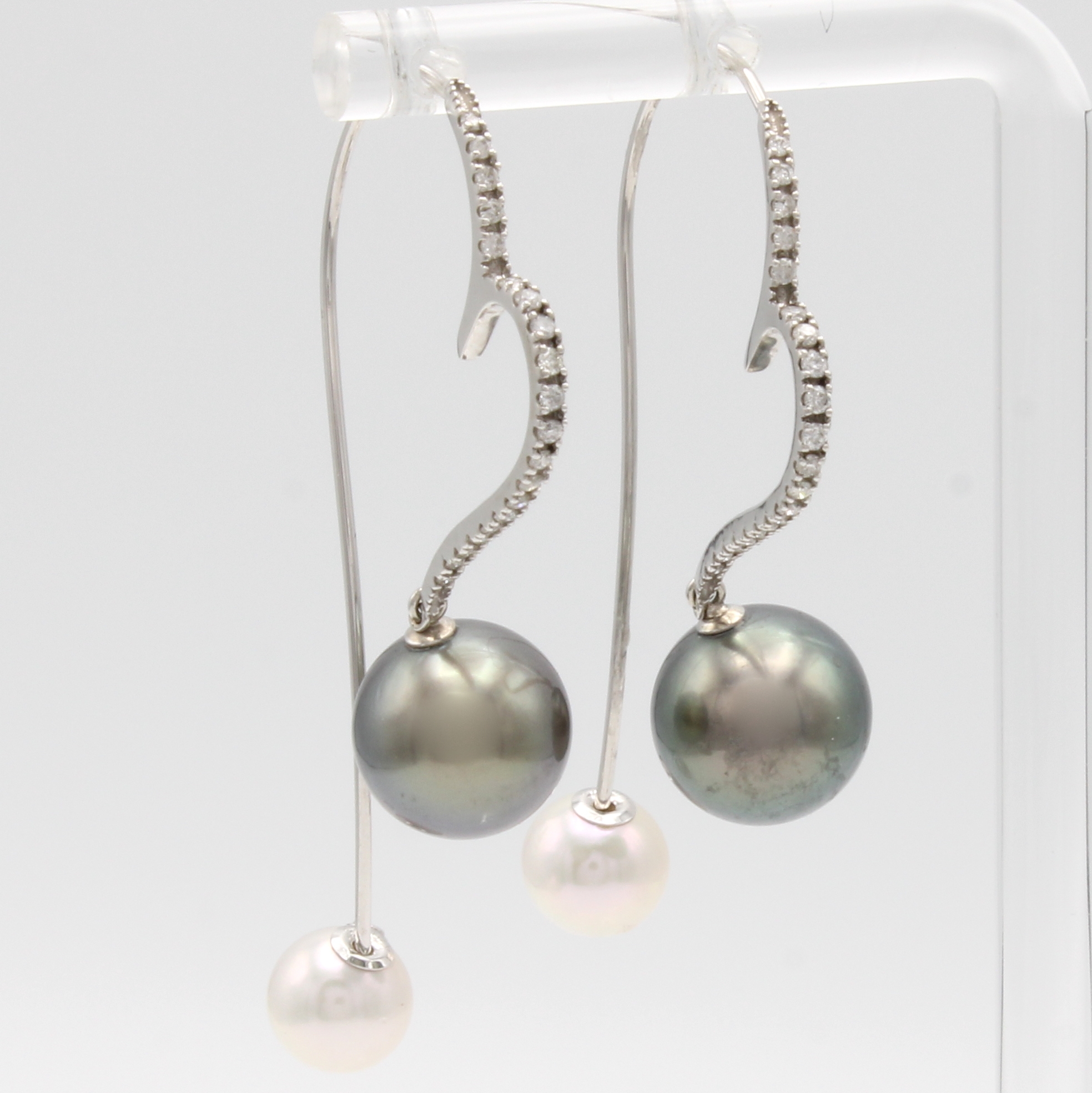 Image 26984238 - Paar Ohrgehänge mit Brillanten, Tahiti- und Süßwasserzuchtperlen, WG 750/000, 40 ...