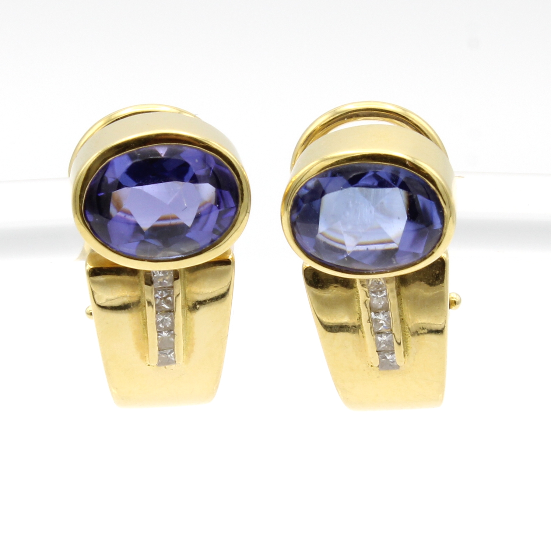 Image 26984302 - Paar Ohrstecker mit Tansaniten und Diamanten, GG 750/000, Halbcreolen, ovale, fac. ...