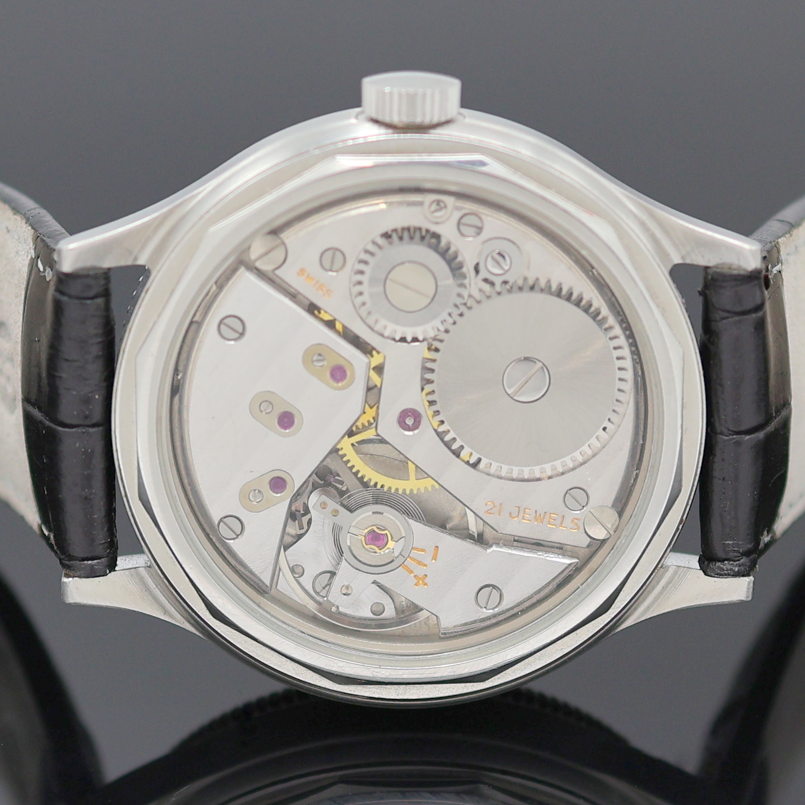 Detail e: CHRONOSPORT Regulateur Armbanduhr in Stahl Referenz 7040, Schweiz um 2005, Handaufzug, beids. vergl. Geh., Boden verschr., orig. Lederband m. ...