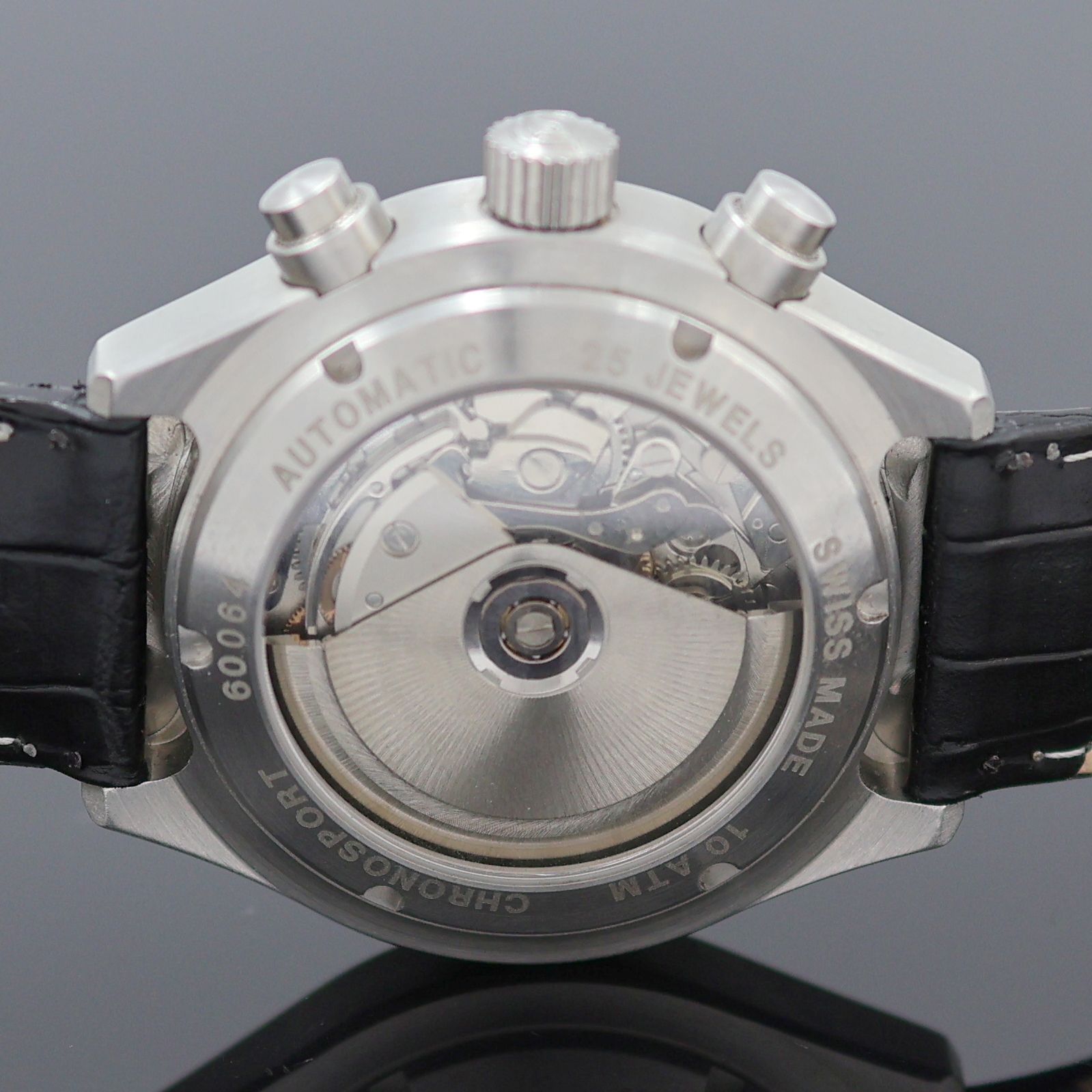 Detail e: CHRONOSPORT Herrenchronograph in Stahl, Schweiz um 2005, Automatik, beids. vergl. Geh. matt., Boden u. Krone verschr., orig. Lederband m. Dornschl., ...