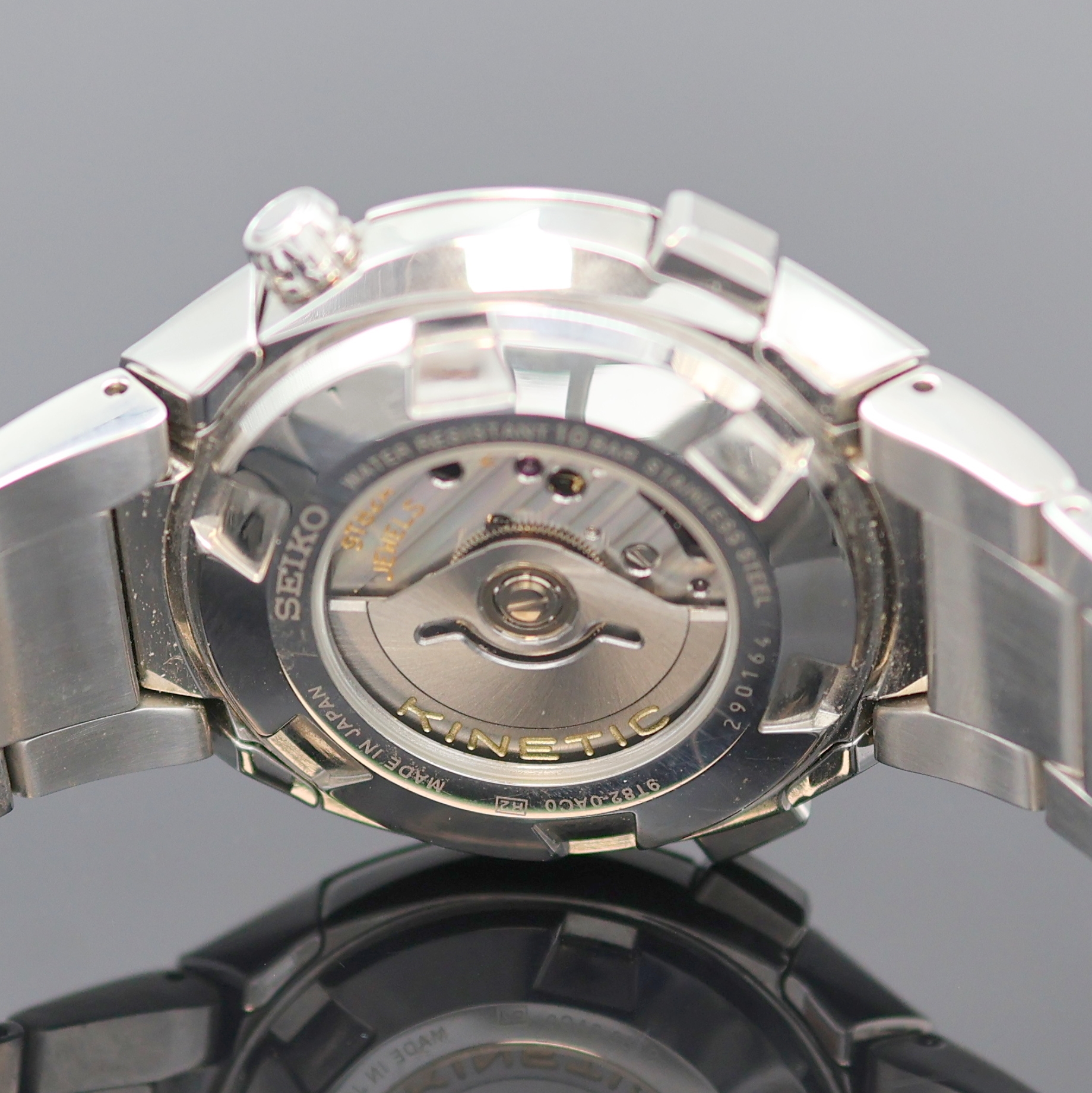Detail e: SEIKO Kinetic Sportura Herrenarmbanduhr mit Chronograph Referenz 9T82-0AC0, Japan 1990er Jahre, Automatik-Generatorprinzip, massiv Edelstahlgeh. ...