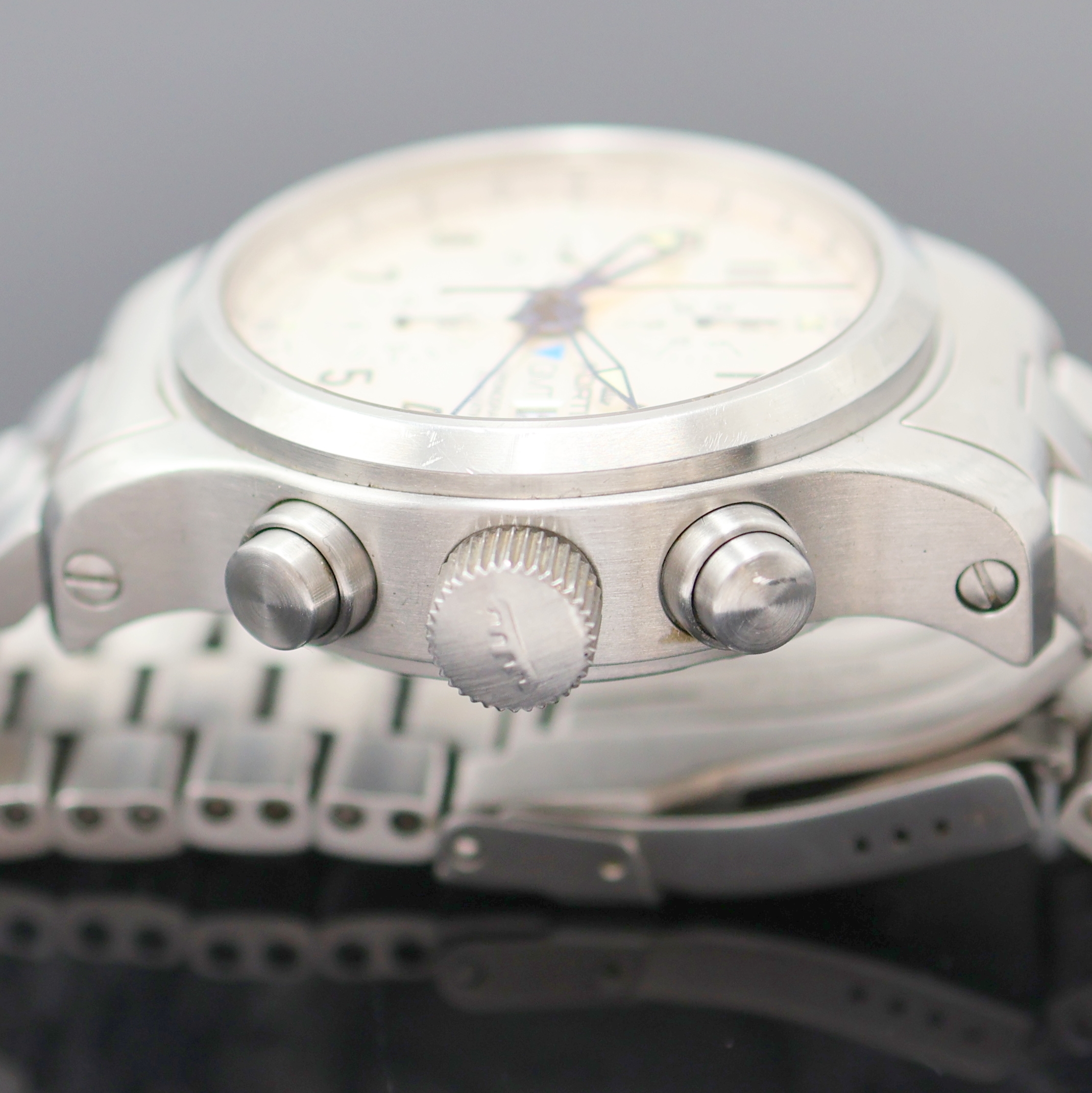 Detail c: FORTIS Herrenchronograph B42 GMT Referenz 637.10.172, Schweiz um 1995, Automatik, massives Edelstahlgeh. beids. vergl., Boden u. Krone verschr., ...