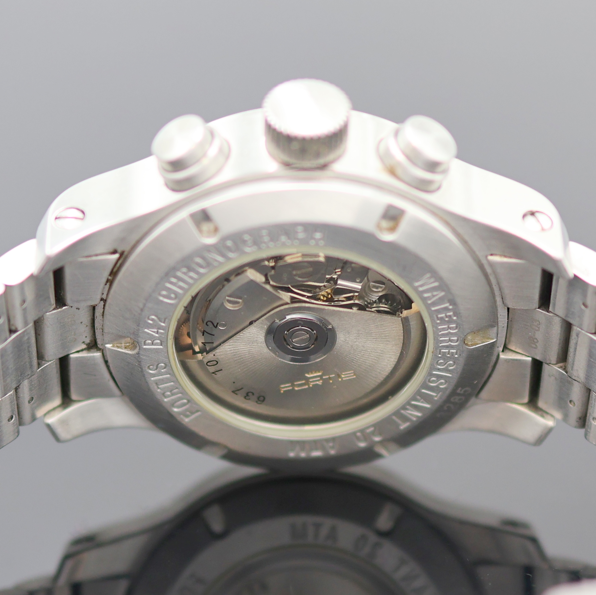 Detail d: FORTIS Herrenchronograph B42 GMT Referenz 637.10.172, Schweiz um 1995, Automatik, massives Edelstahlgeh. beids. vergl., Boden u. Krone verschr., ...