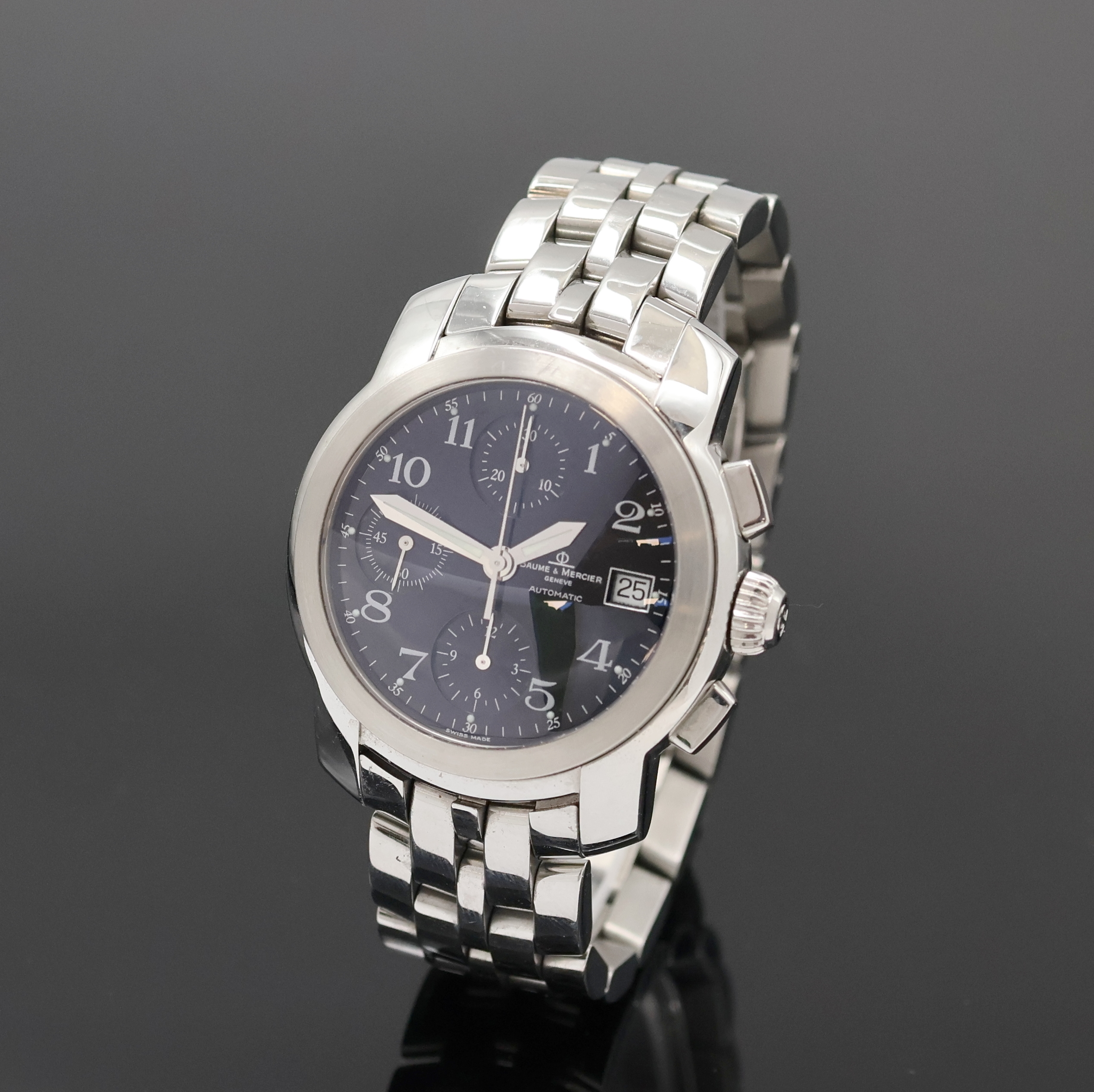 Image 26984319 - BAUME & MERCIER Capeland Herrenchronograph in Stahl Referenz MV045216, Schweiz um 2000, ...