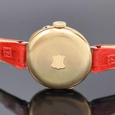 26984541c - Taschenuhr in GG 750/000 umgebaut zur Armbanduhr, Schweiz um 1910, Geh. dell., guill. ...