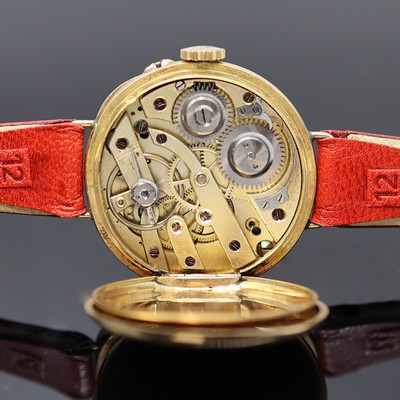 26984541f - Taschenuhr in GG 750/000 umgebaut zur Armbanduhr, Schweiz um 1910, Geh. dell., guill. ...