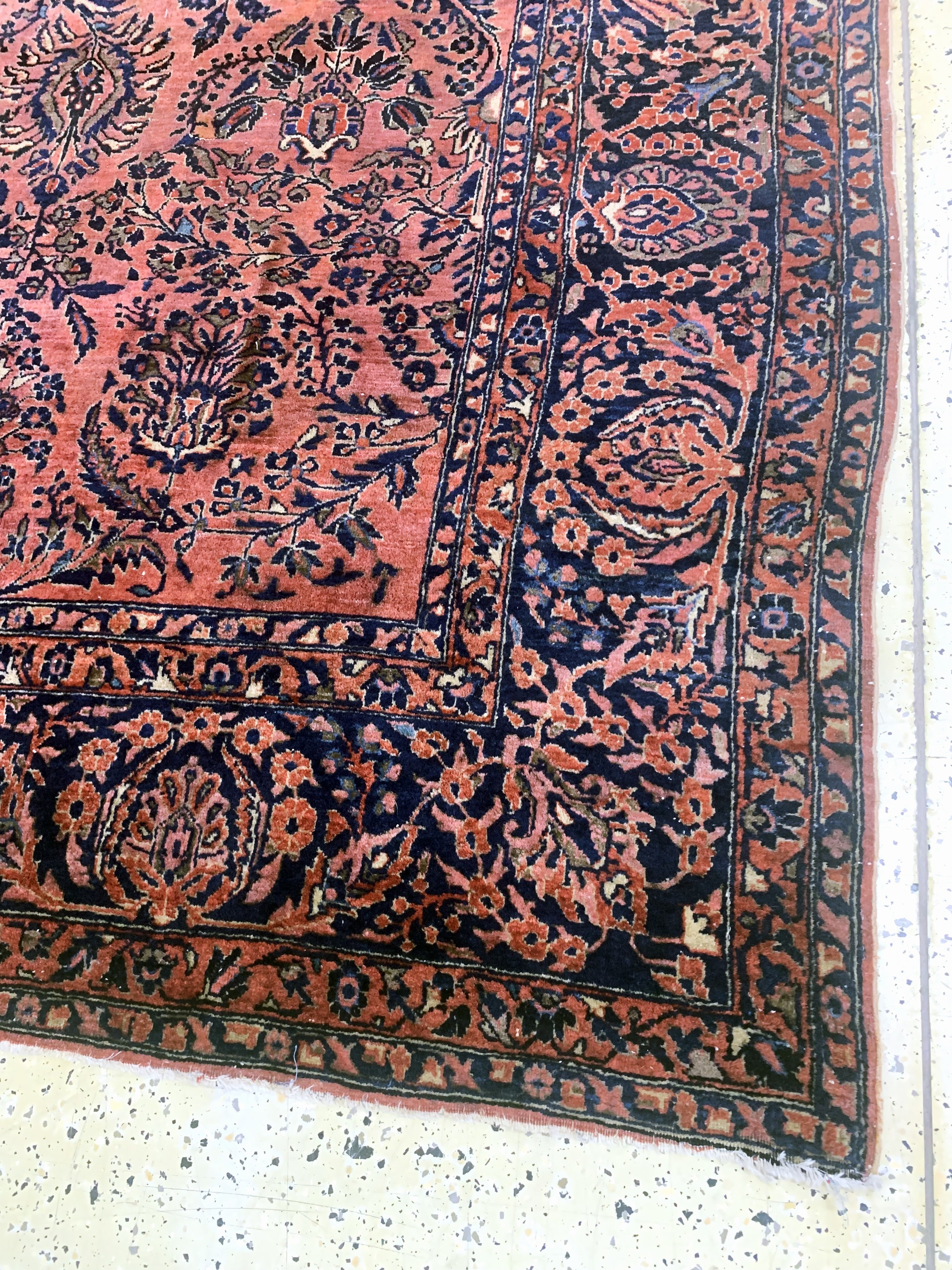 Detail e: Sarogh US Re-Import, Persien, Anfang 20.Jhd., Wolle auf Baumwolle, ca. 362 x 256 cm, EHZ: 3(Morsch).