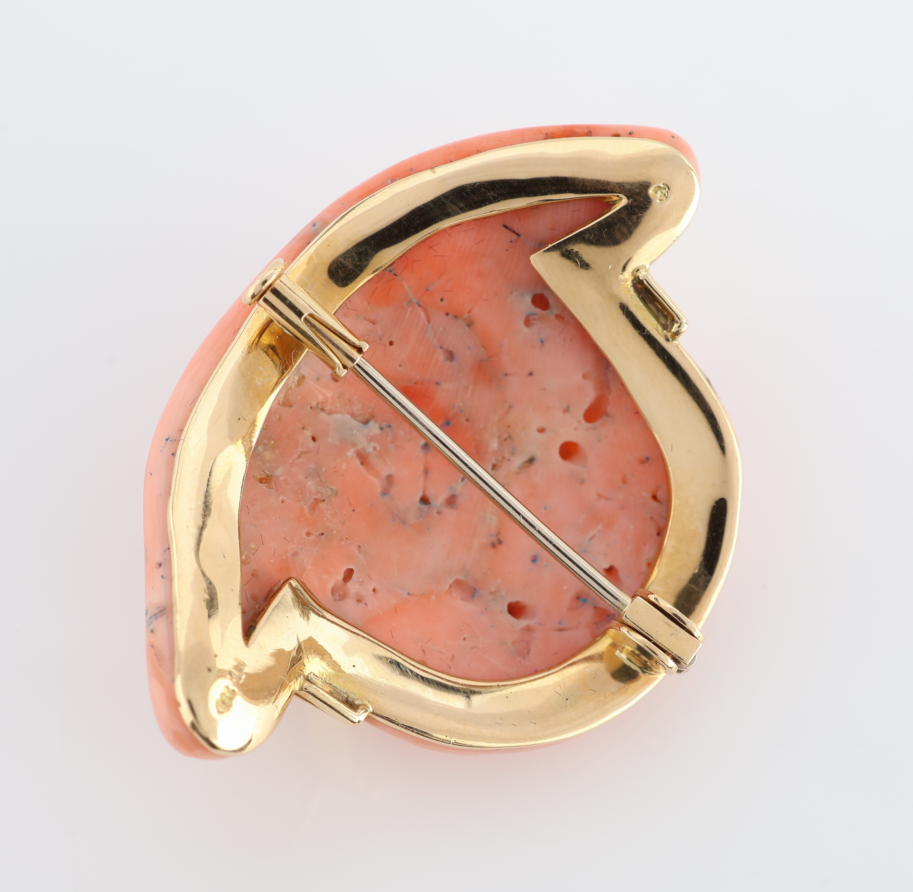 Detail a: 18 kt Gold und Platin Korallen-Brillant- Brosche "Hut", GG 750/000 und Pt, Einzelanfertigung eines renommierten Idar- Obersteiner ...