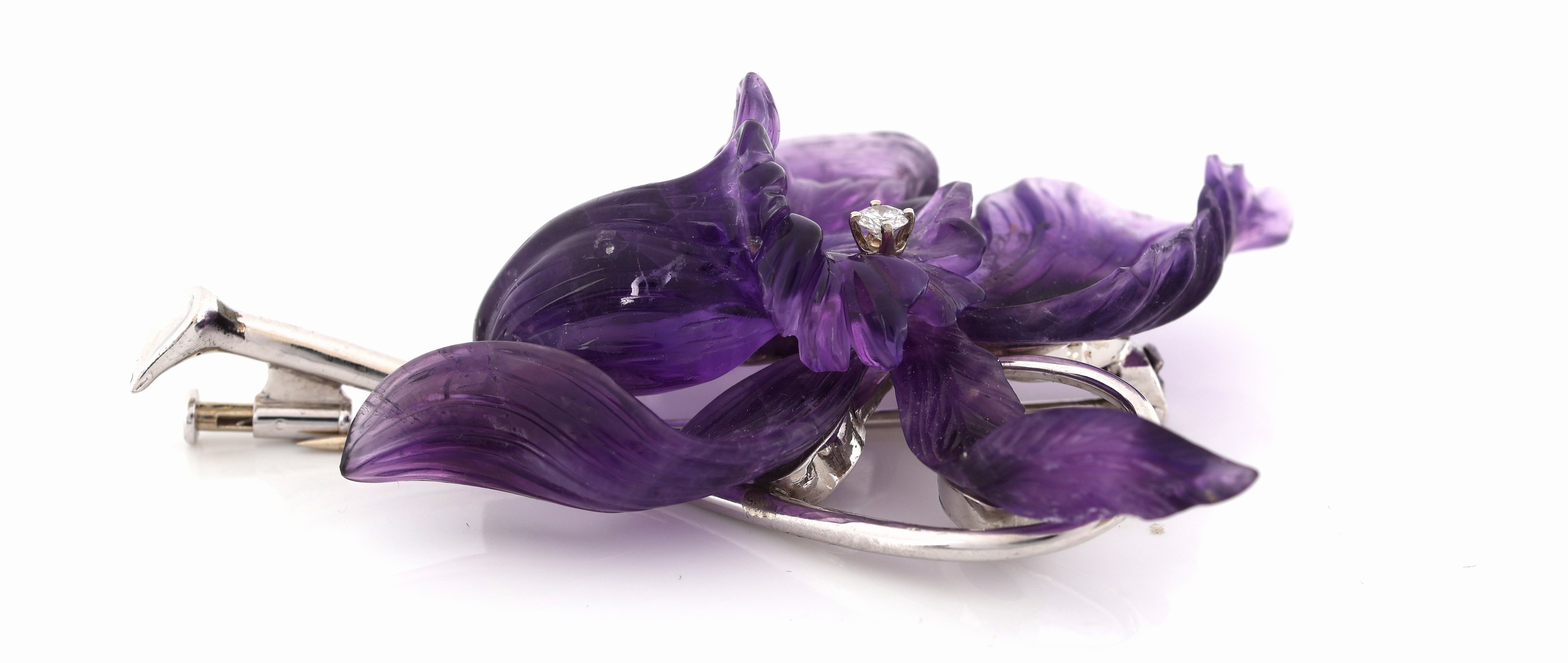 Detail a: 18 kt Gold Amethyst-Brillant-Brosche, WG 750/000, Einzelanfertigung eines renommierten Idar-Obersteiner Goldschmieds, Amethyst geschnitten und ...