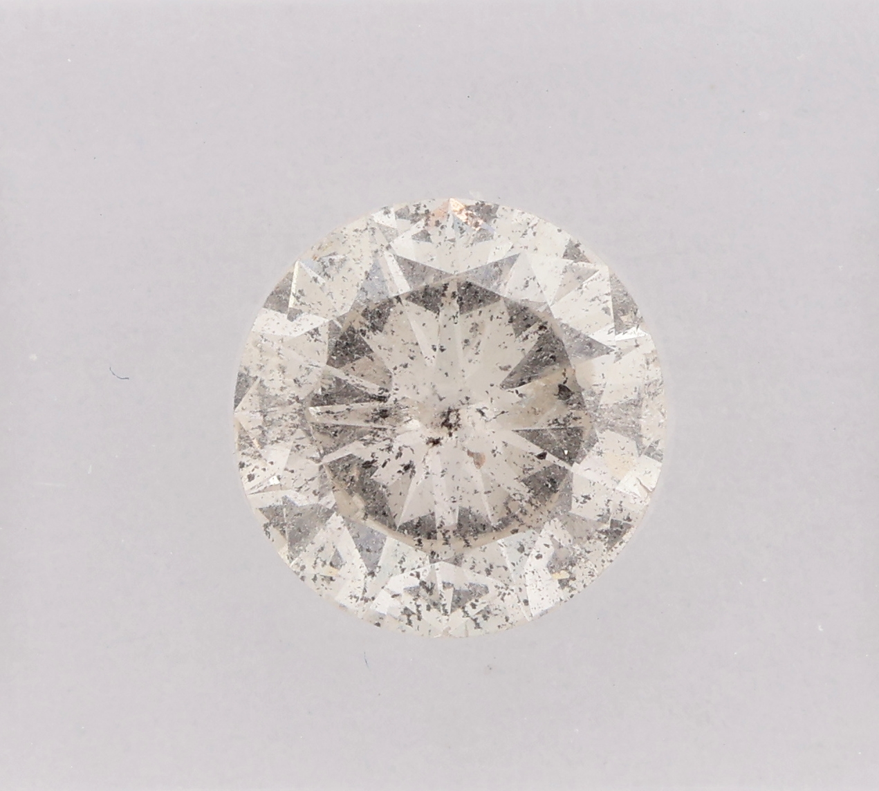 Detail a: Loser Brillant ca. 1.74 ct l.get.Weiß(J)/p3, ca. 8.19 x 8.34 x 4.25 mm, IGI Expertise anbei, verschweißt