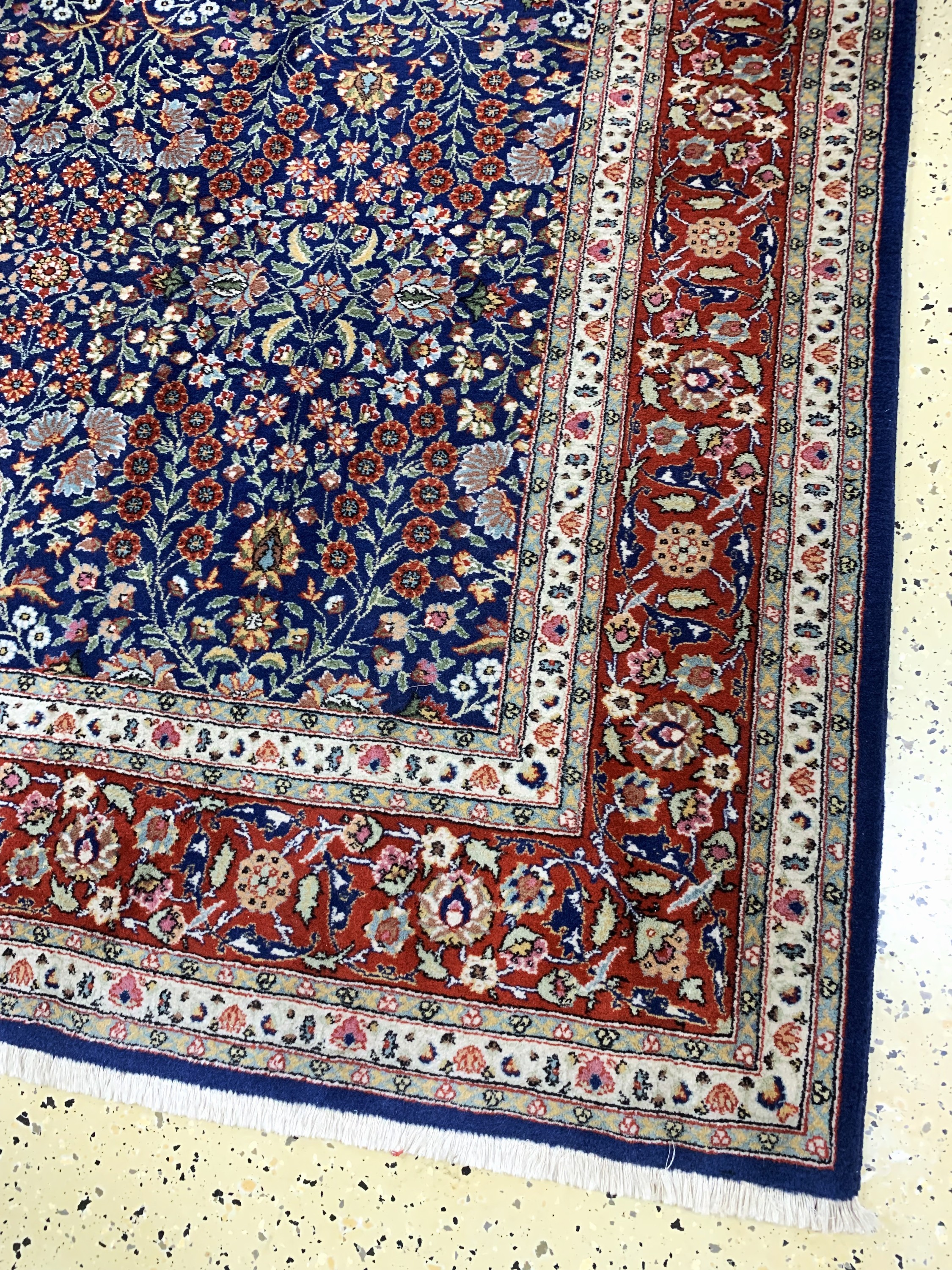 Detail a: Hereke fein, Türkei, Mitte 20.Jhd, Wolle auf Baumwolle, ca. 360 x 240 cm, EHZ: 2