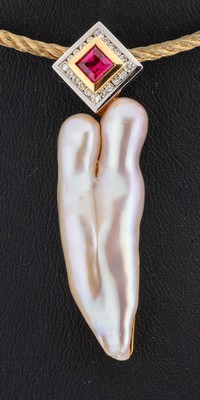 26986018a - 18 kt Gold und Platin Perl-Rubin-Brillant -Anhänger, GG 750/000 und Platin, ...