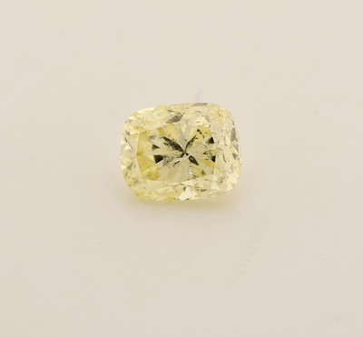26986098b - Loser Diamant im Kissenschliff, ca. 0.52 ct transparent light Yellow, ca. 5.03 x 4.04 x ...