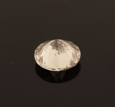 26986101a - Loser Brillant ca. 0.75 ct fancy yellowish brown, natural, ca. 5.75 x 5.77 x 3.57 mm, ...