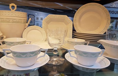 26986114c - Tafelservice, KPM Berlin, Kurland, Pastellfond Lagune, 8 tiefe Teller/ Suppenteller, 5 ...