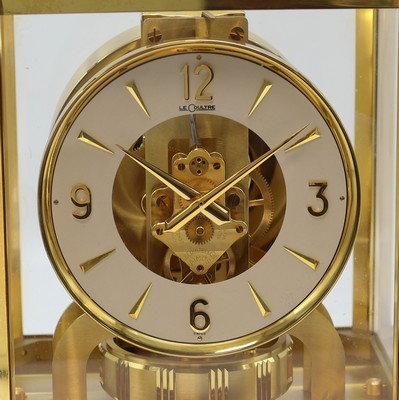 26986410a - LeCoultre Tischuhr Serie Atmos Referenz 5090, Schweiz um 1960, verg. Geh. 5-seitig ...