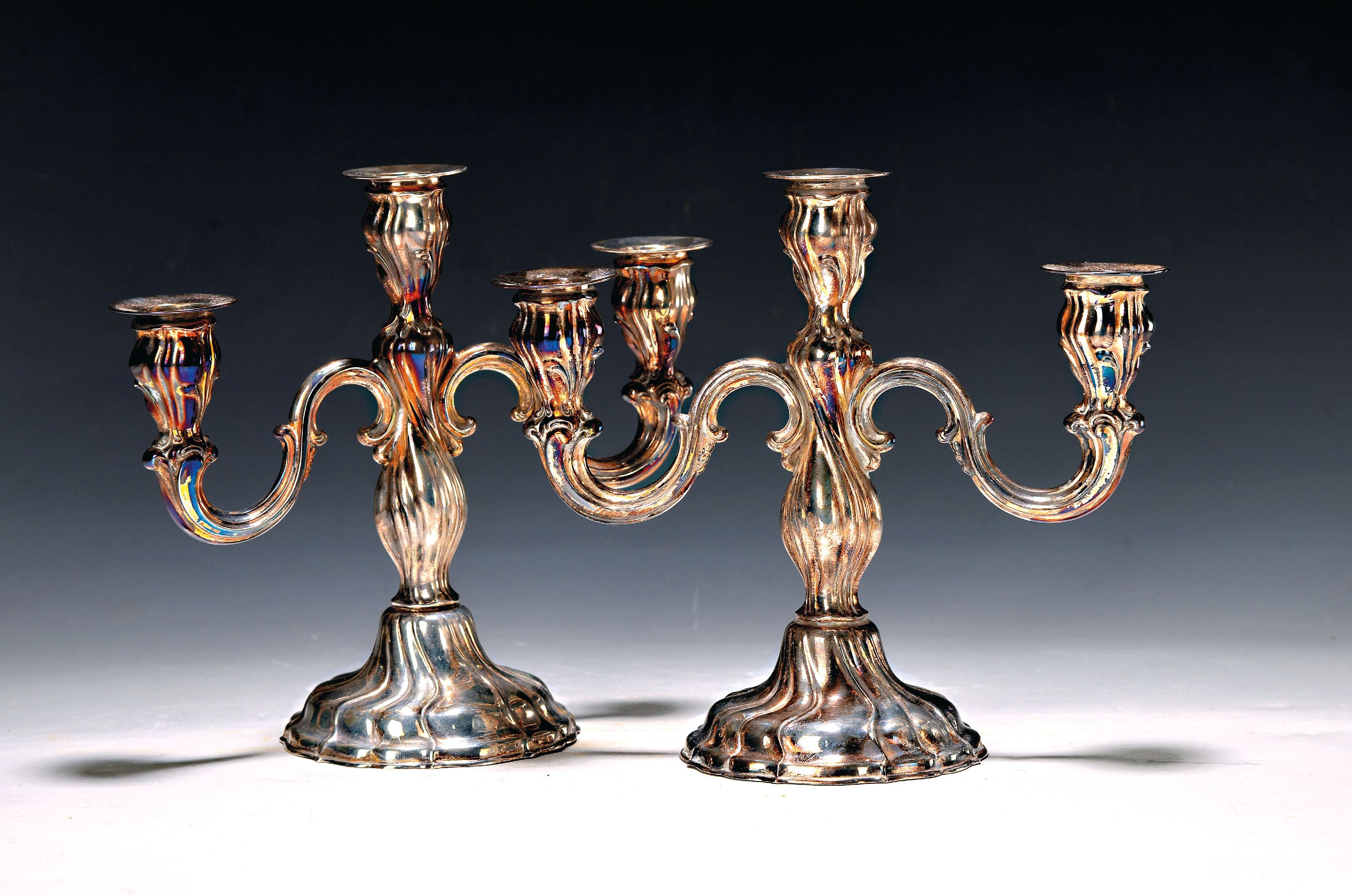 Paar Kerzenleuchter, Binder Schwäbisch-Gmünd, 925er Sterling Silber, Barockstil, gefüllt, je drei Brennstellen, H. je ca. 19cm