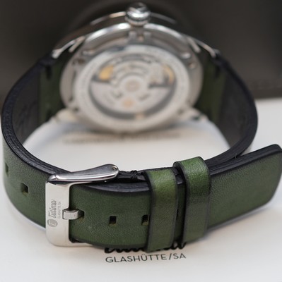 26986730b - TUTIMA Grand Flieger Herrenarmbanduhr in Stahl Referenz 6105-29, Automatik, beids. ...