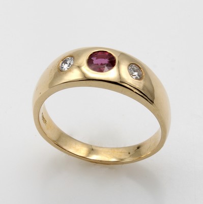 26986855a - Bandring mit Rubin und Brillanten, RoséG 585/000, runder Rubin ca. 0.22 ct, 2 Brill. ...