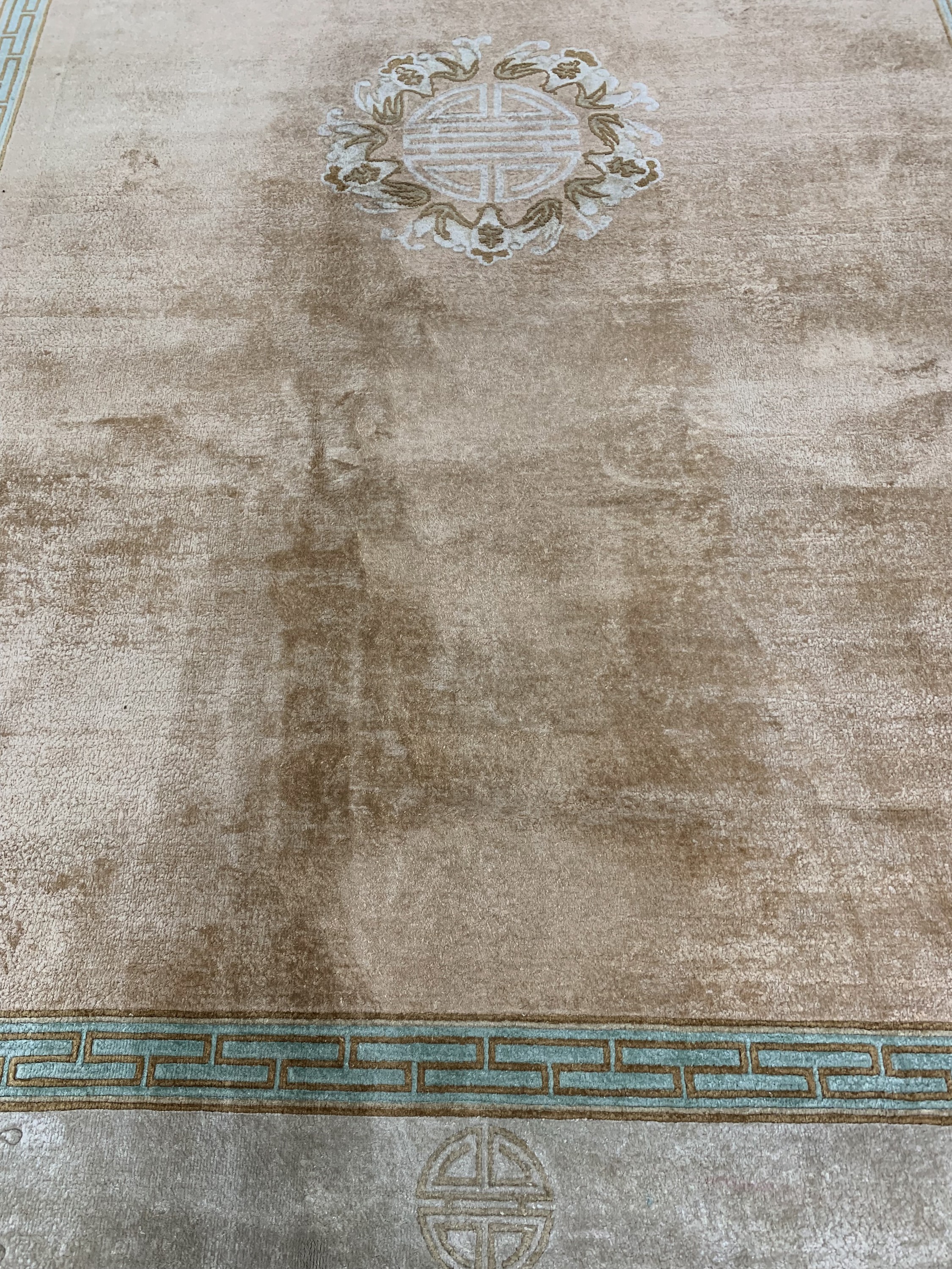 Detail f: Seidenteppich, China, Mitte 20.Jhd, Seide auf Baumwolle, ca. 260 x 182 cm, EHZ: 2
