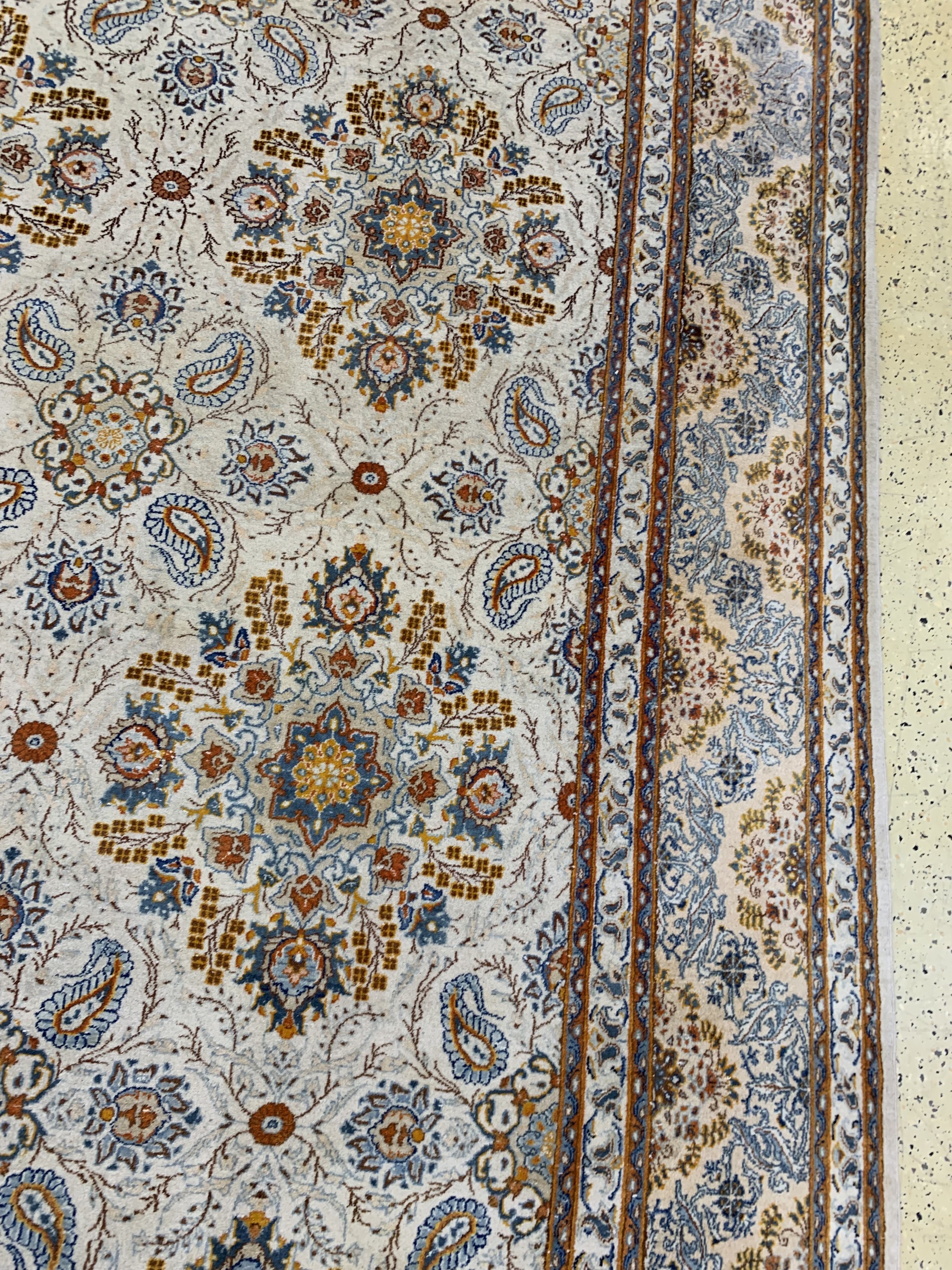 Detail e: Keschan, Persien, Mitte 20.Jhd, Wolle auf Baumwolle, ca. 443 x 304 cm, Reinigungsbedürftig, EHZ: 2-3