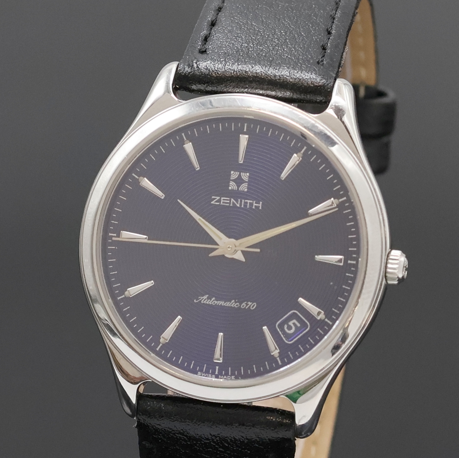 Detail a: ZENITH Elite Armbanduhr in Stahl Referenz 90/010040 670, Schweiz um 2000, Automatik, beids. vergl. Geh., Boden aufgedr., tief- blaues, zirkulär ...