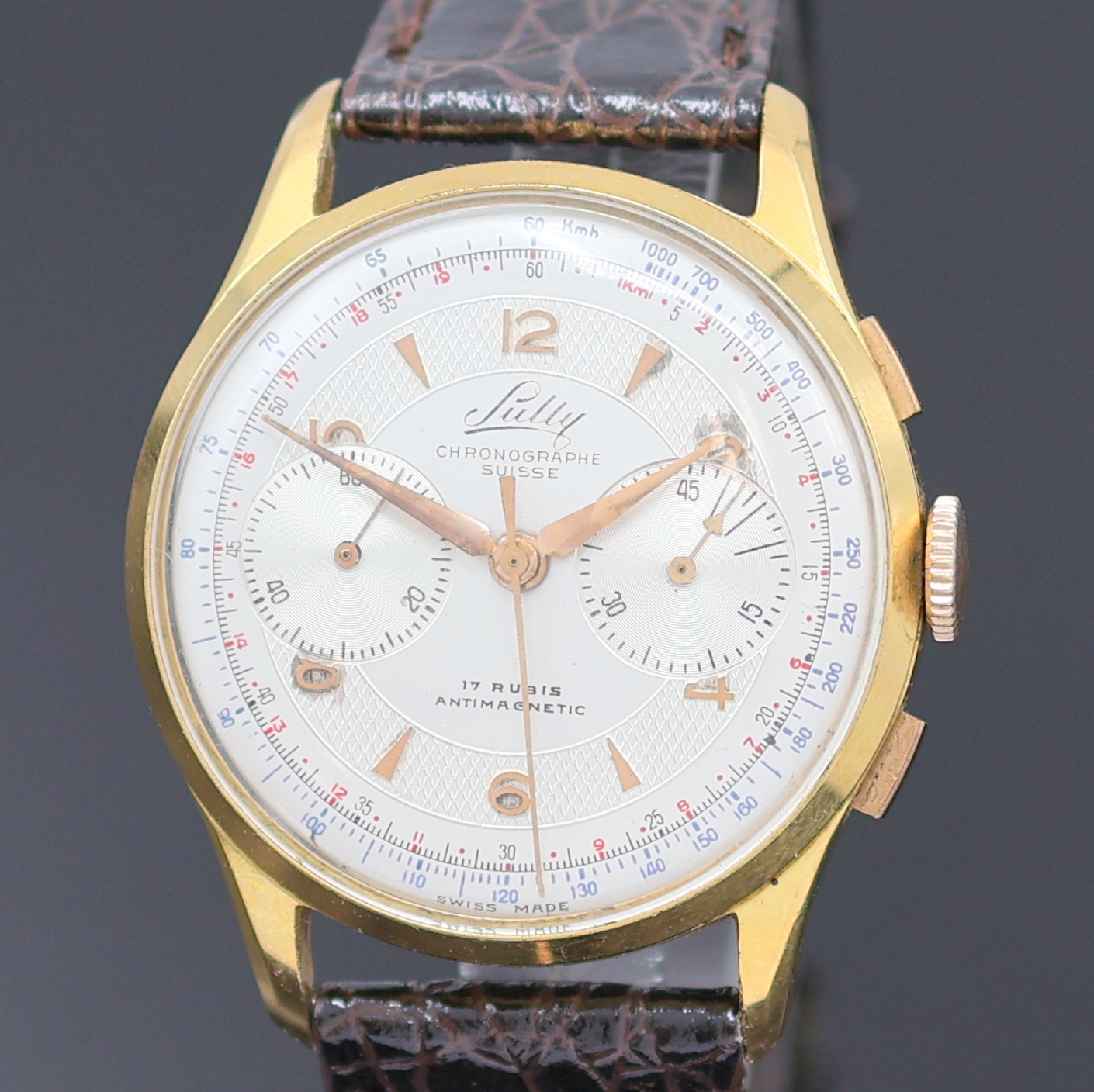 Detail a: SULLY Chronographe Suisse vergoldeter Armbandchronograph, Schweiz um 1945, Handaufzug, 3-tlg. Geh., Glasrand u. Stahlboden aufgedr., silb. ...