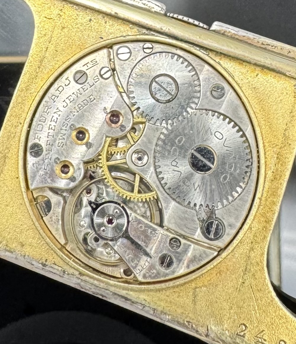 Detail f: MOVADO ERMETO Reiseuhr in Silber, Schweiz um 1938, Aufzug durch öffnen und schließen des Geh., glattes, 2-schaliges Geh., ehemals m. Leder bezogen, ...