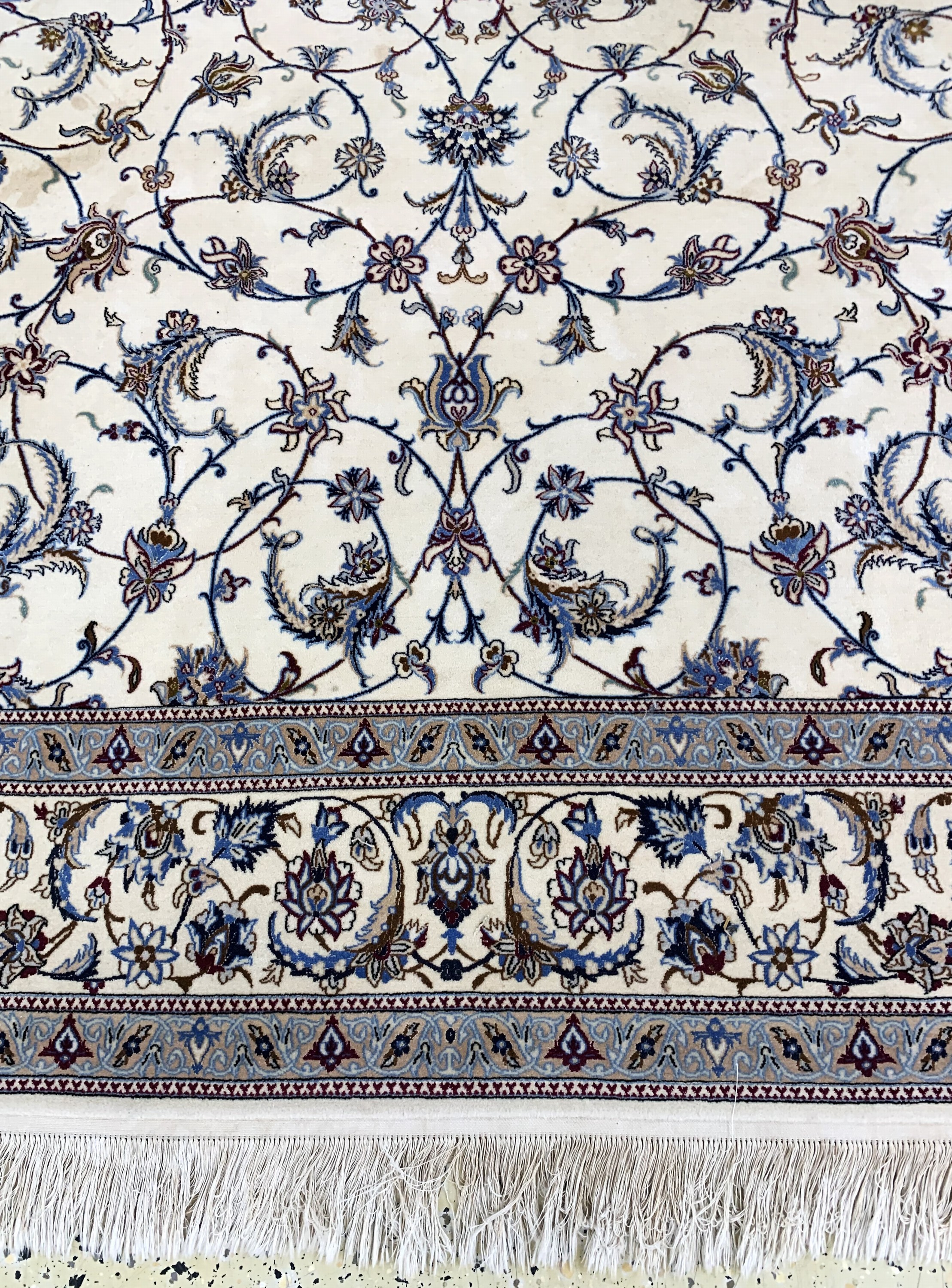 Detail f: Nain fein(6 La), Persien, Ende 20.Jhd, Korkwolle mit Seide, ca. 305 x 195 cm, ca. 1,0Mio. Kn/qm, EHZ: 1-2(fleckig)
