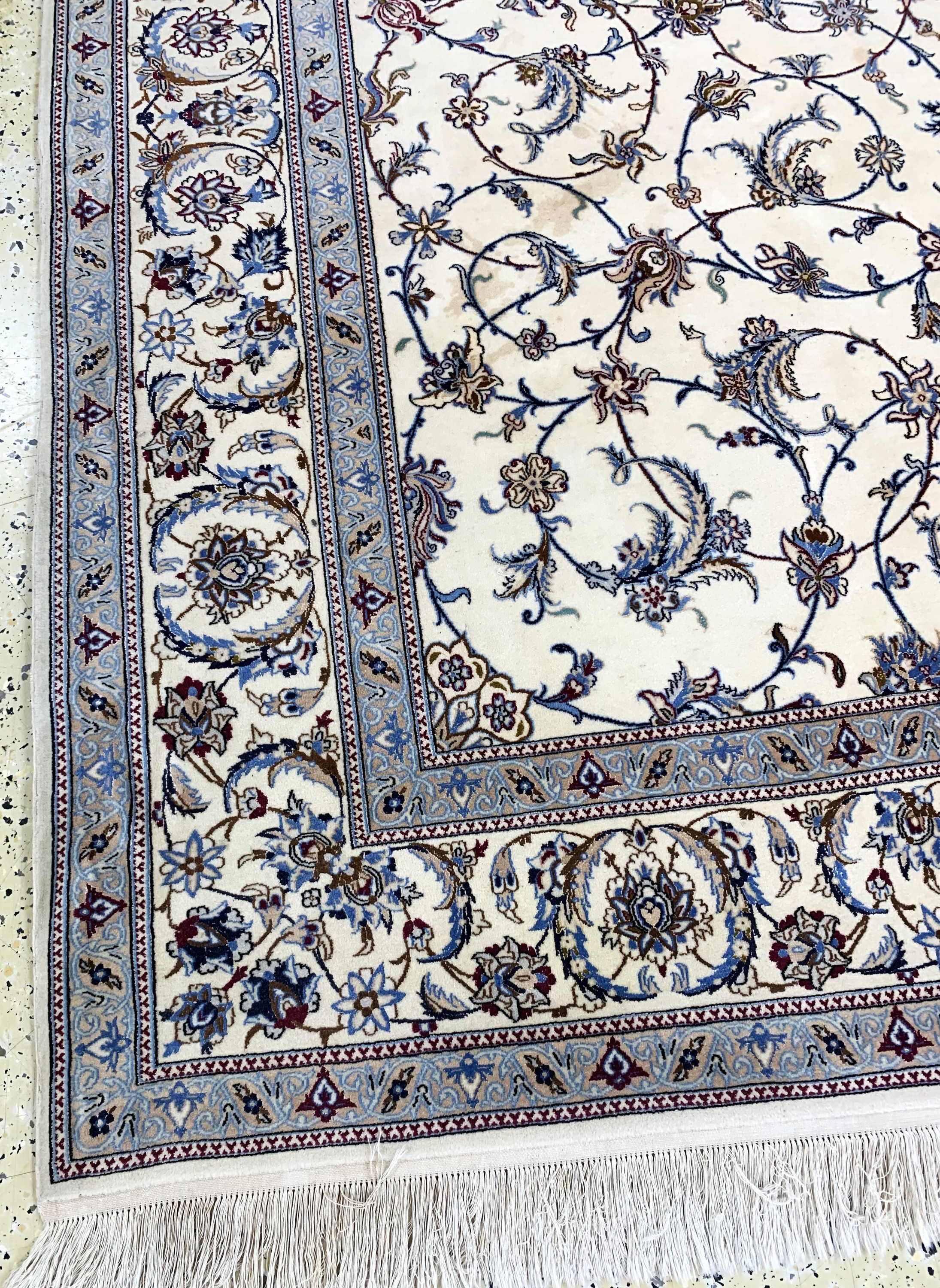 Detail g: Nain fein(6 La), Persien, Ende 20.Jhd, Korkwolle mit Seide, ca. 305 x 195 cm, ca. 1,0Mio. Kn/qm, EHZ: 1-2(fleckig)