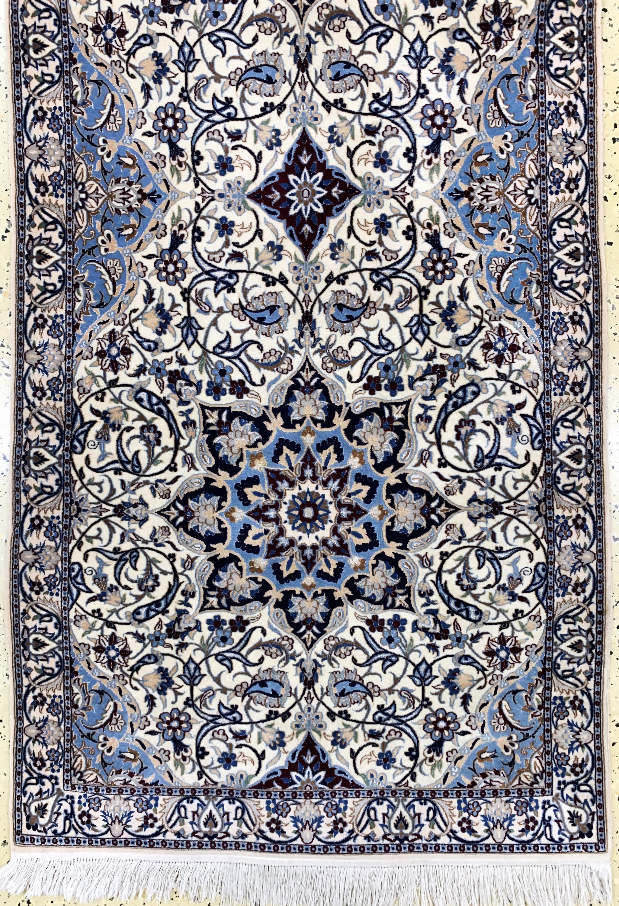 Detail d: Nain fein(6 La), Persien, Ende 20.Jhd, Korkwolle mit Seide, ca. 327 x 90 cm, ca. 1,0 Mio. Kn/qm, EHZ: 1-2
