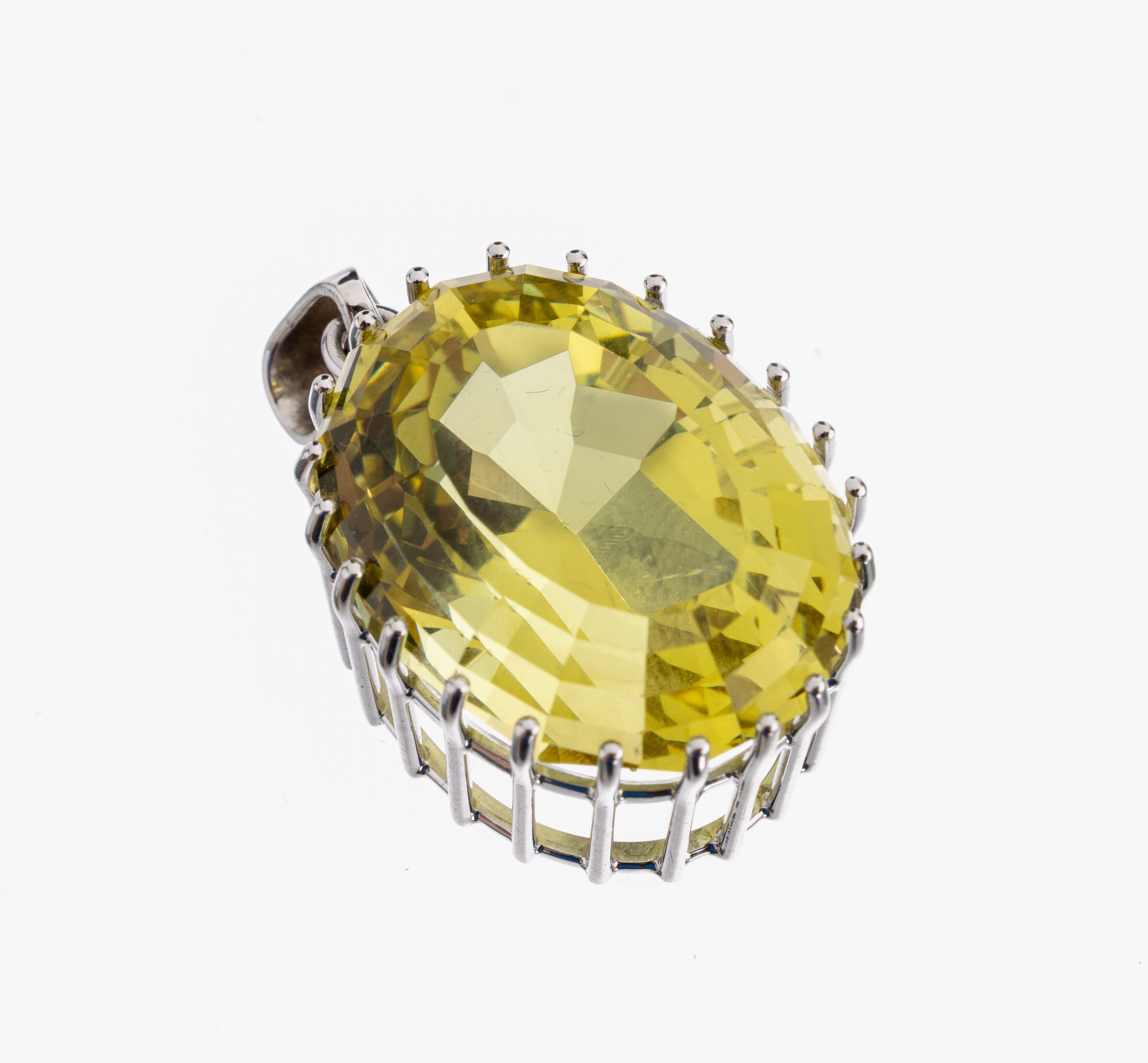 14 kt Gold Beryll-Anhänger, WG 585/000, ovalfacett. gelber Beryll ca. 20.0 ct, von schöner Farbe und guter Qualität, L. ca. 3 cm,ca. 10.7 g